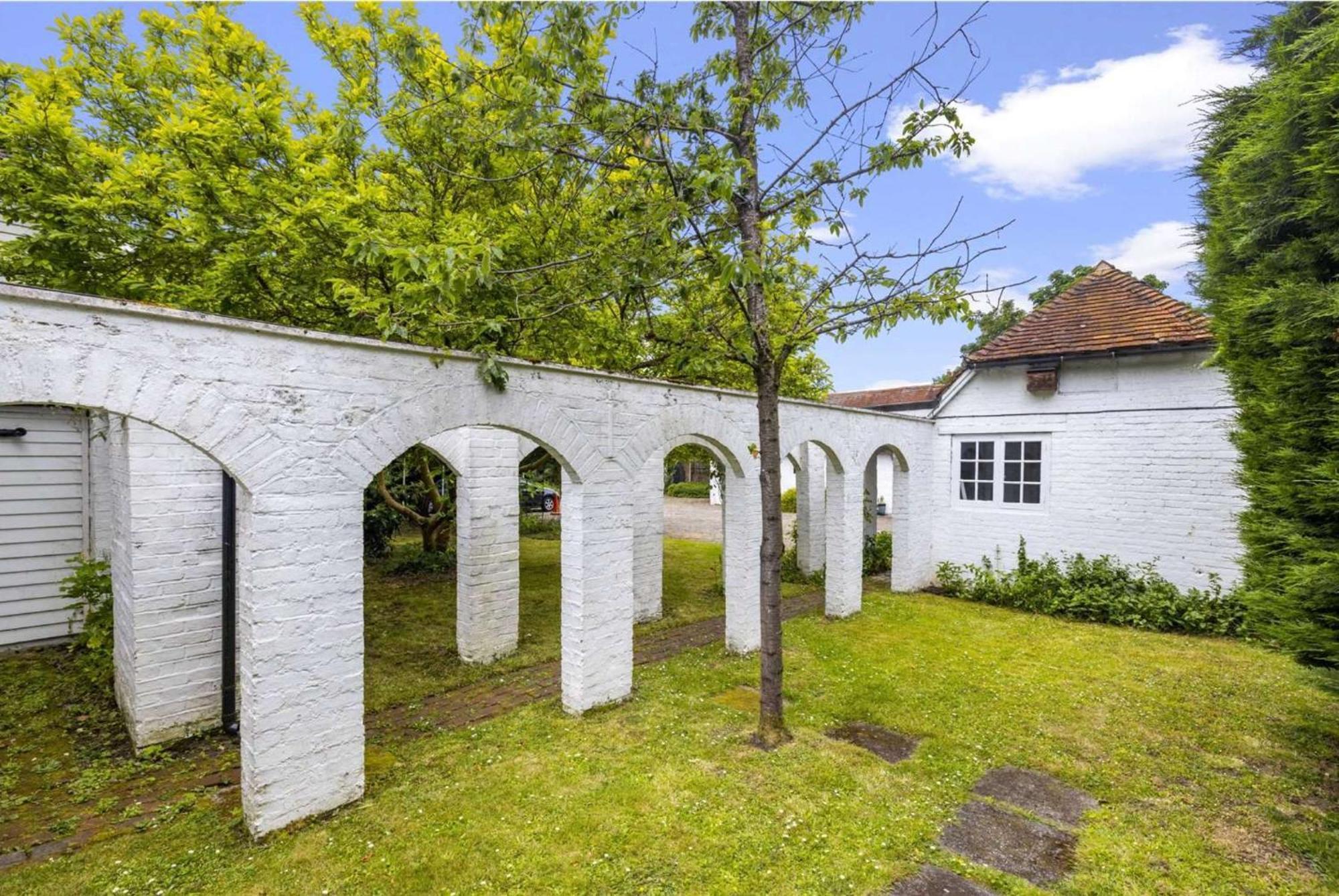 English Farmhouse Cottage Guildford Eksteriør bilde